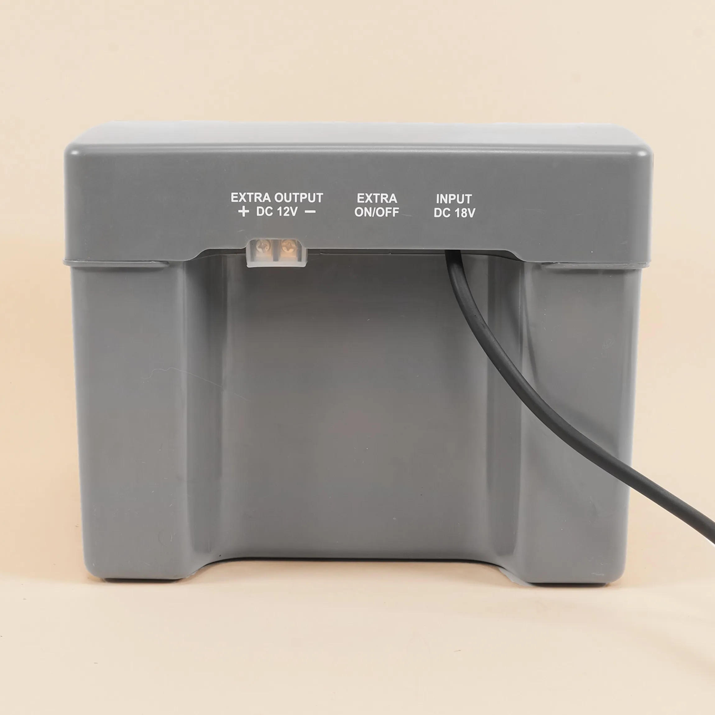 Akkuspeicher 12,8 V / 24 Ah mit LiFePO4 Akku
