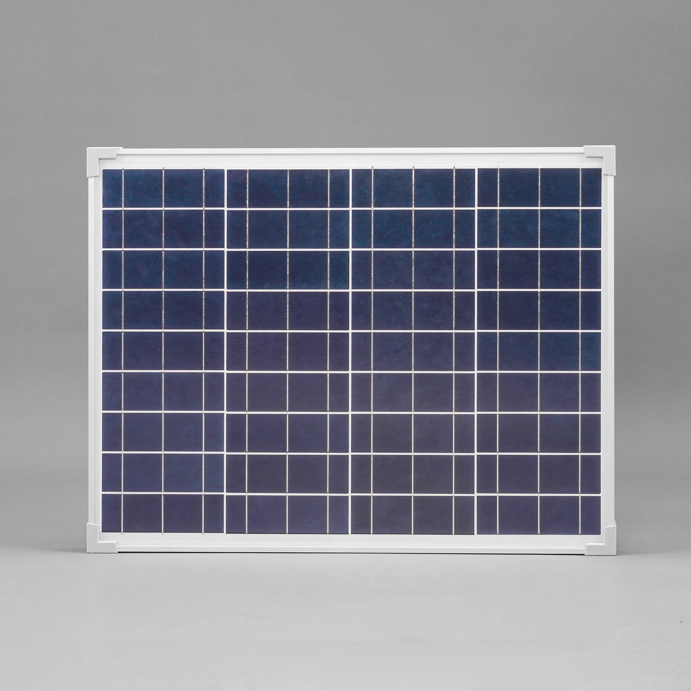 Solar Bachlaufpumpenset 100/2600 mit 24 Ah Pb Akkuspeicher