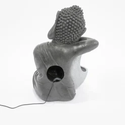 Solarbrunnen Buddha ruhend mit beleuchteter Wasserquelle