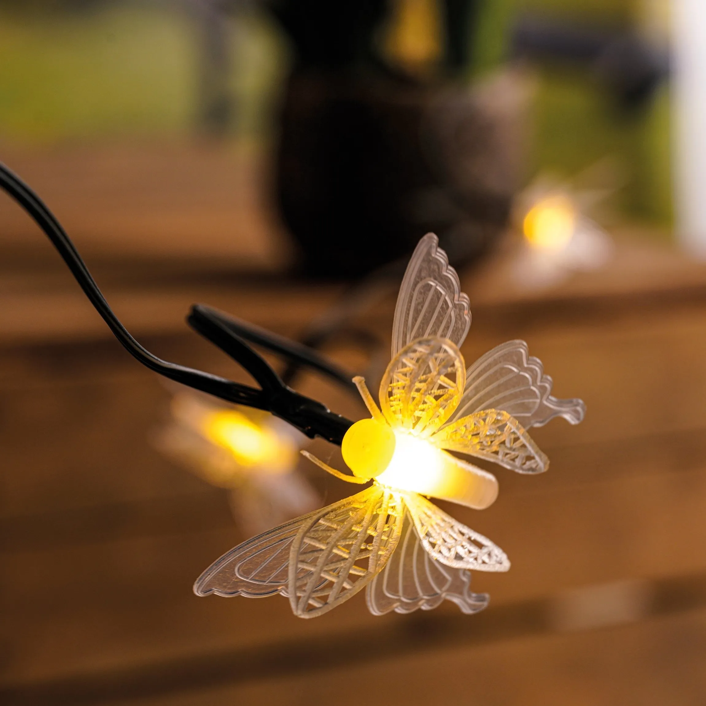 Solar Deko-Lichterkette mit Schmetterlingen