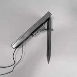 Solar Designbrunnen Modern Style mit LED Beleuchtung