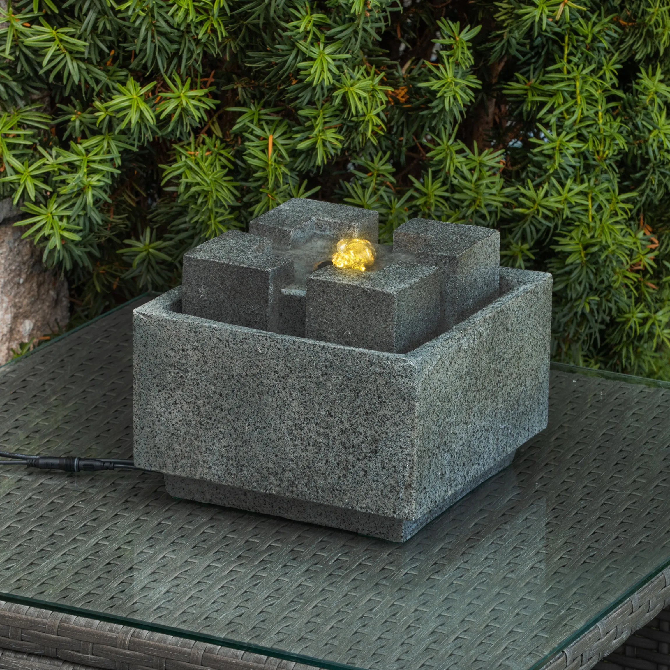 Solar Designbrunnen Modern Style mit LED Beleuchtung