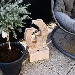 Solar Design Gartenbrunnen mit Wasserlauf und LED Licht