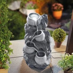 Solar Fels-Kaskadenbrunnen granitfarben mit LED-Beleuchtung