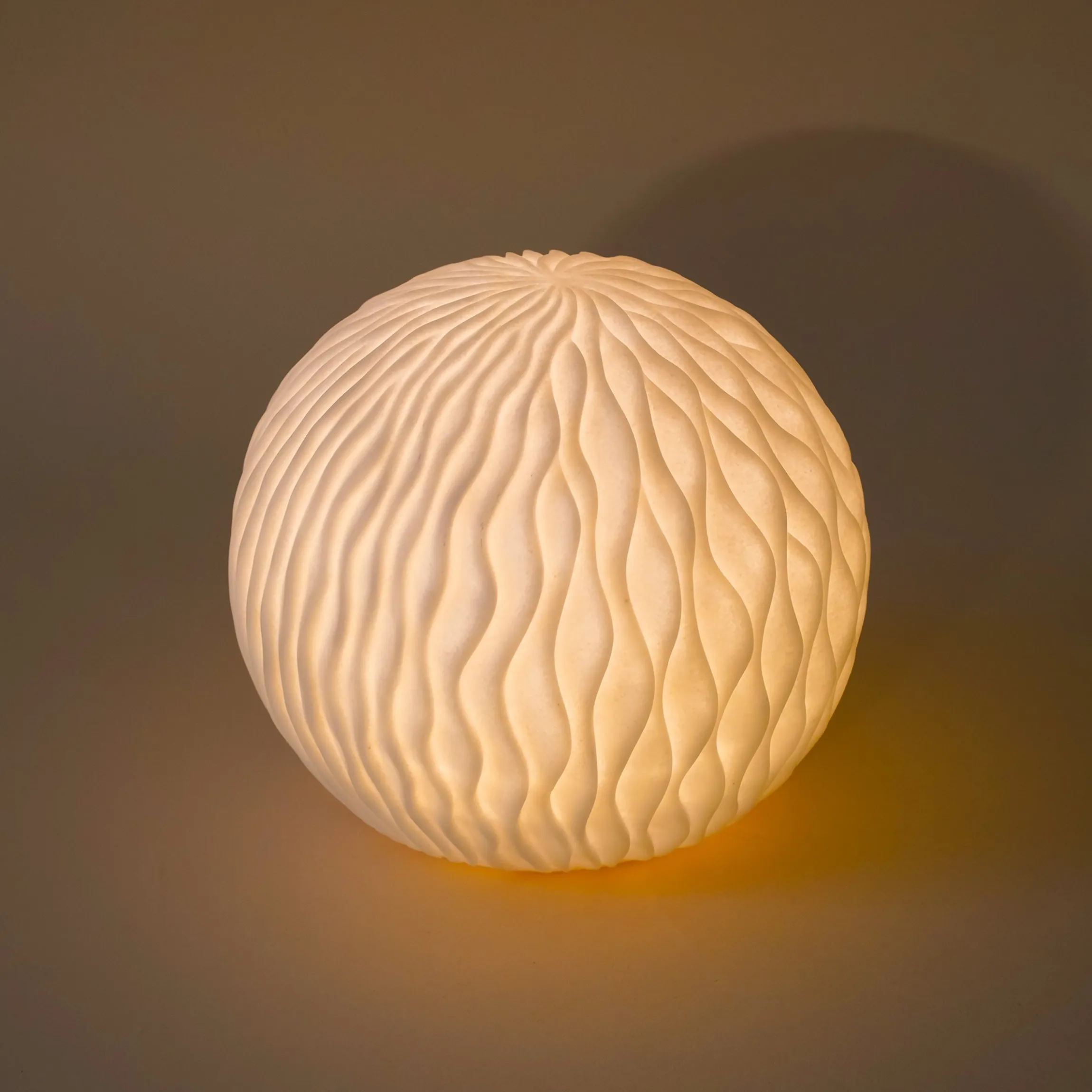 Solarkugel Wave-Ball ⌀ 25 cm in Sandsteinoptik