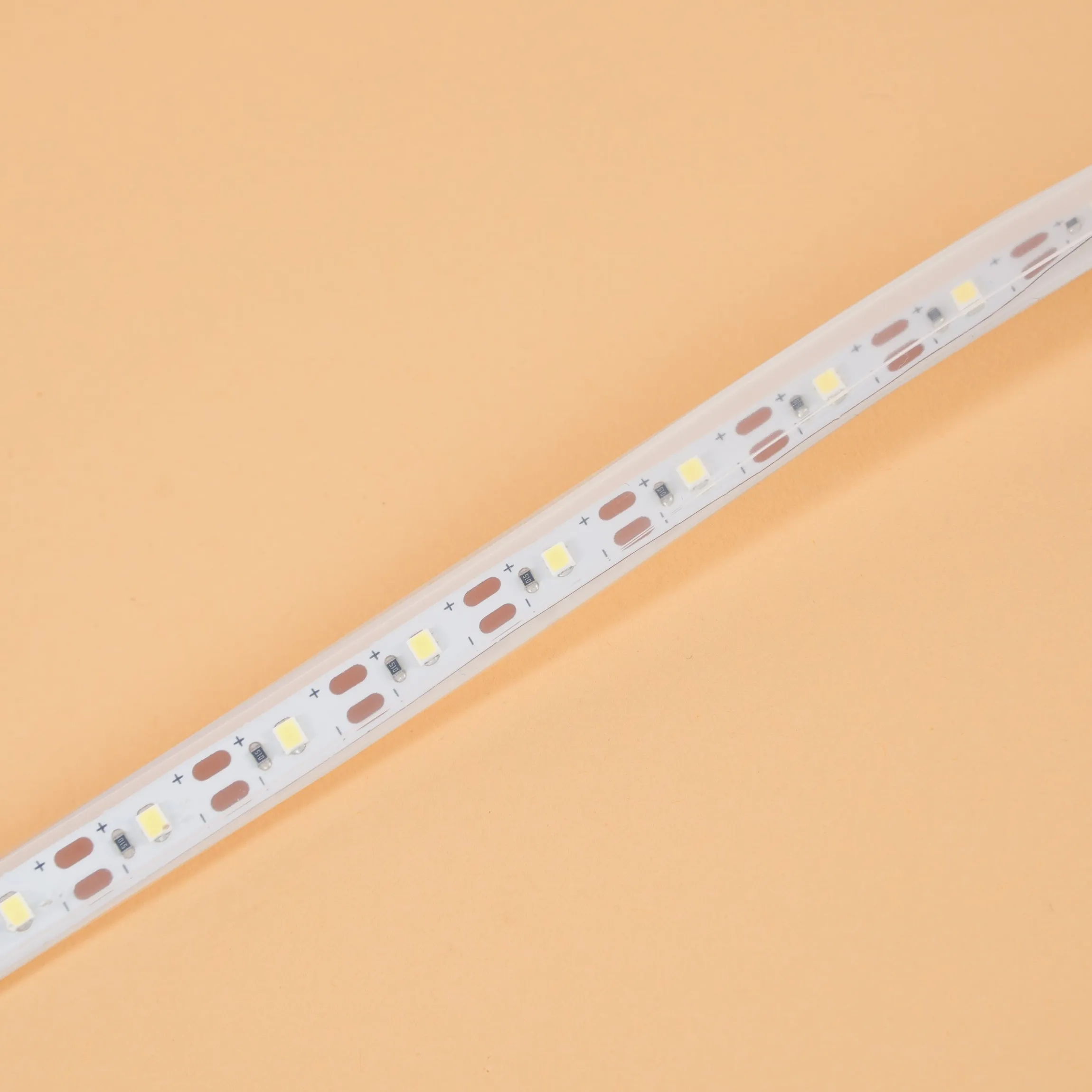 Solar LED-Lichterband mit 300 kaltweißen LEDs