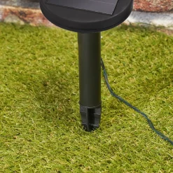 Solar Lichterkette mit 24 bernsteinfarbenen LEDs