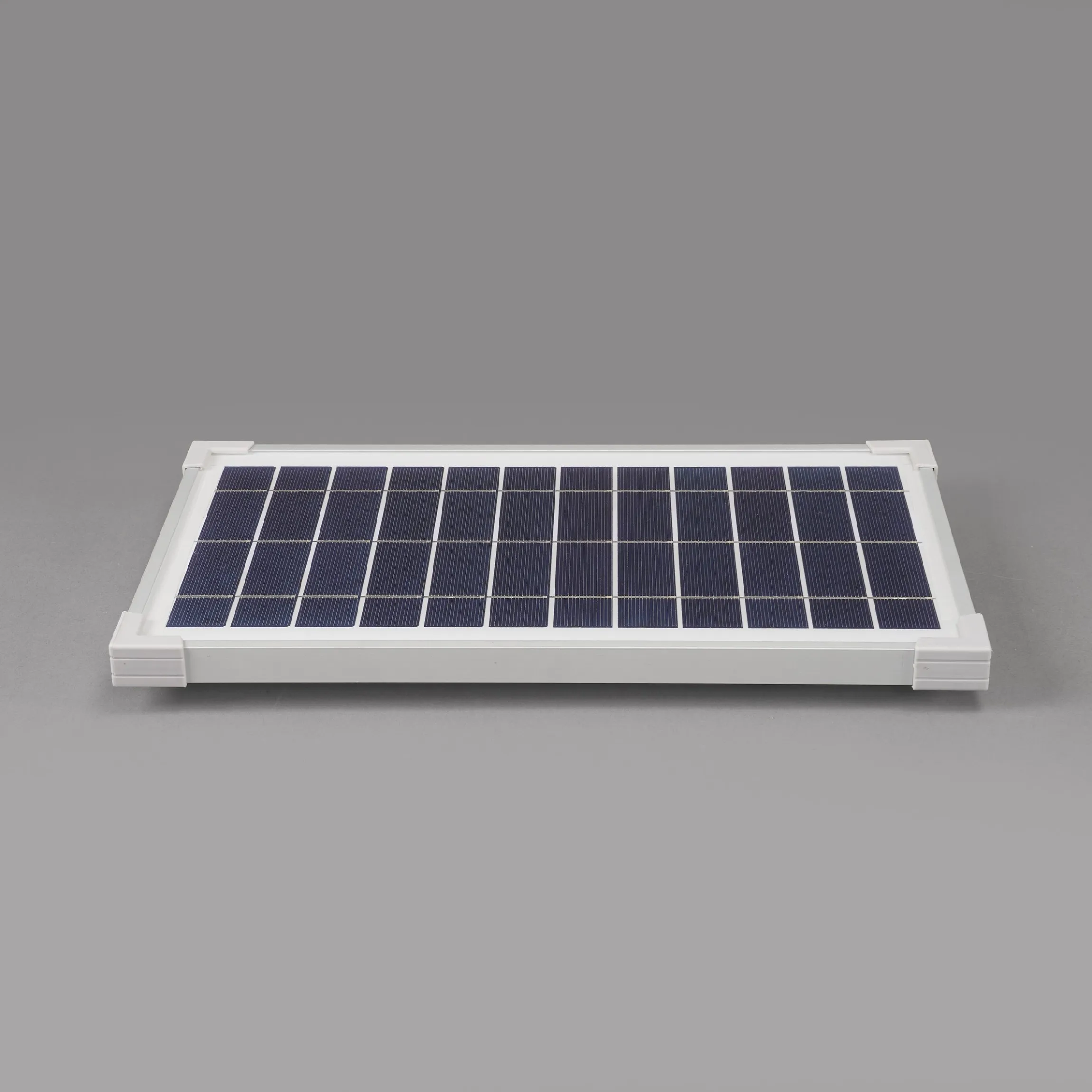 Solarmodul 8 Wp / 6 V mit Stecker 2-polig rund