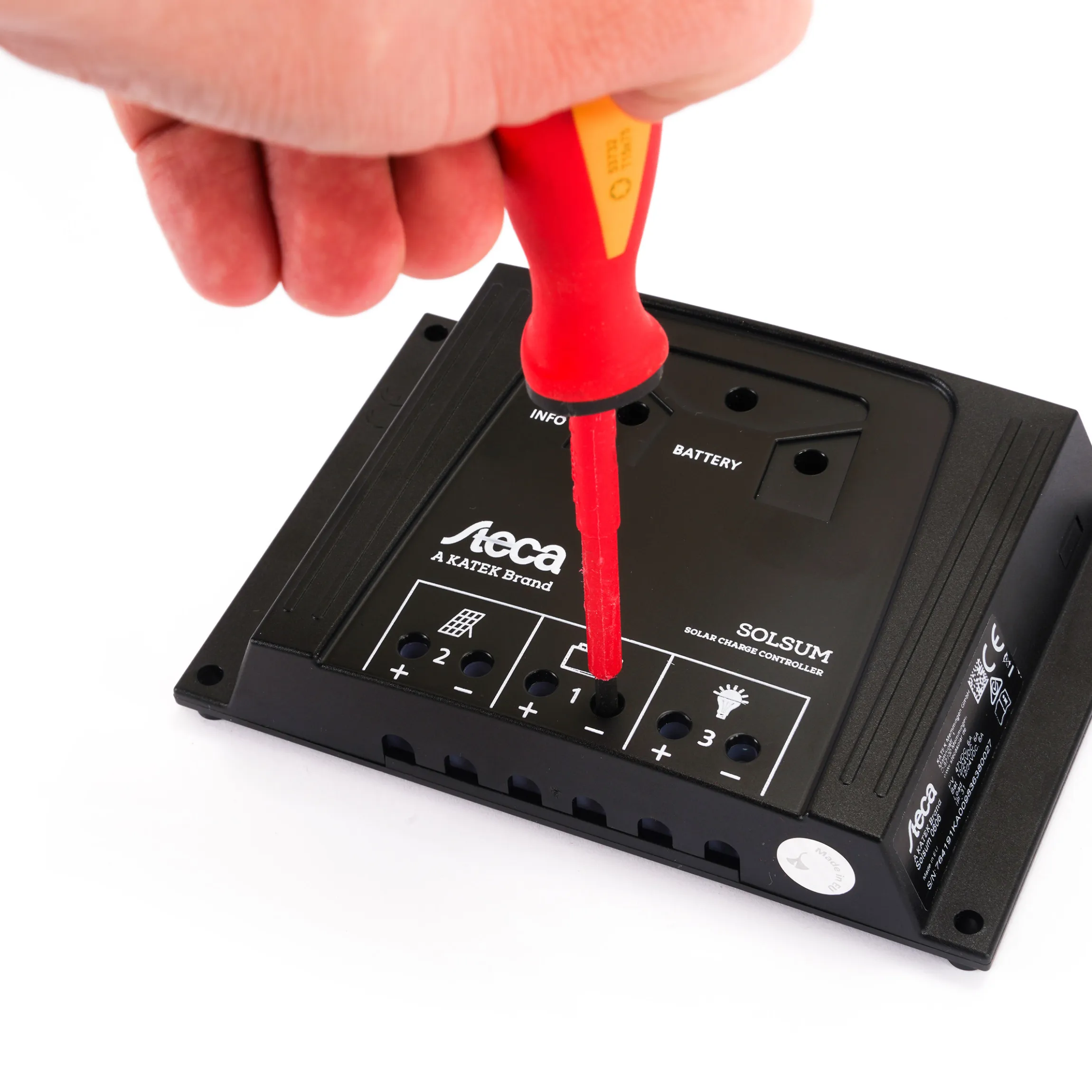 Solars Inselanlage 37 Wp mit 12V/ 12 Ah Akku und Leuchte