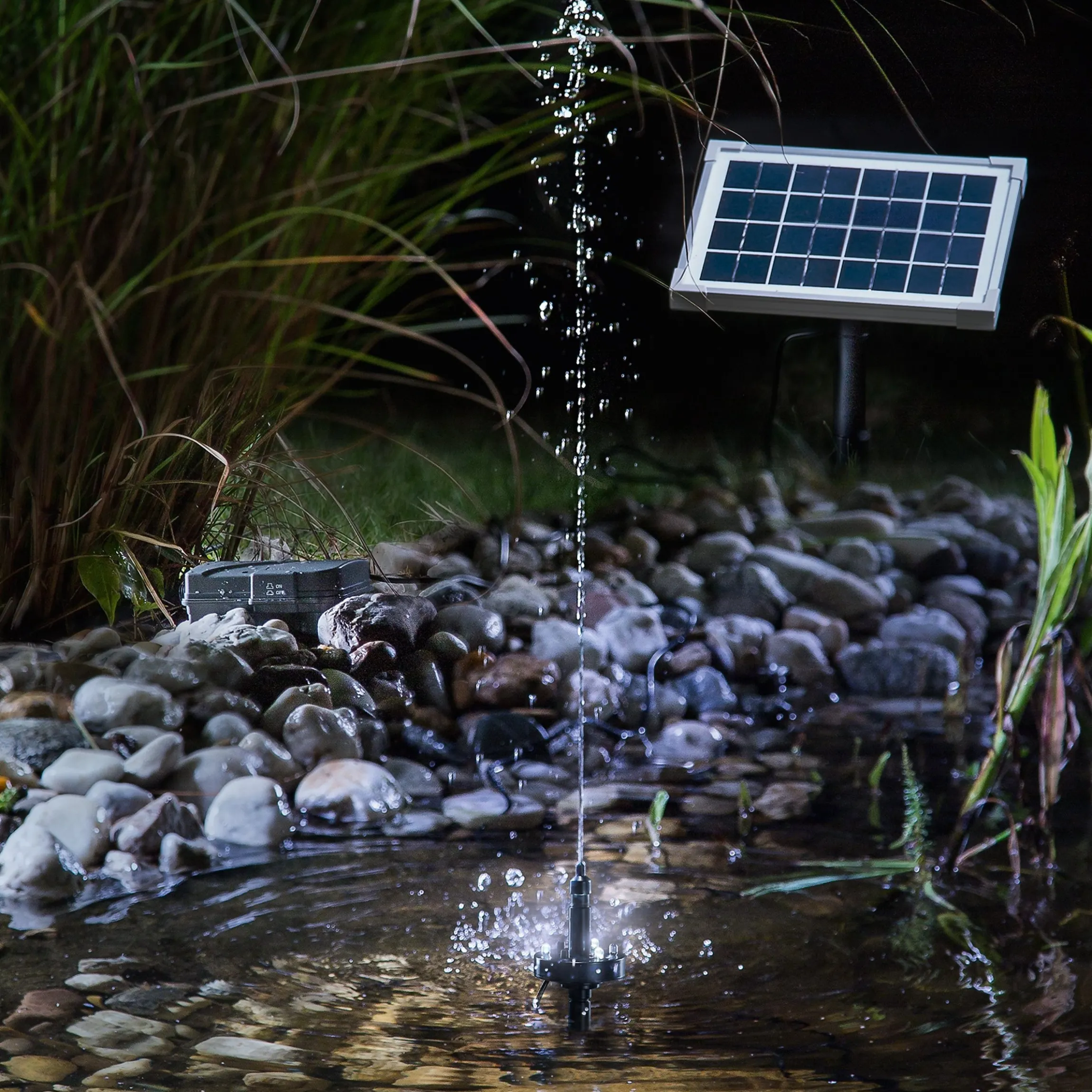 Solar Teichpumpenset 5/160 mit 1,5 Ah LiFePO4 Akkuspeicher
