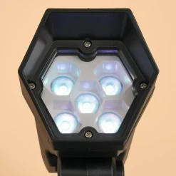 Solar Wand- und Bodenstrahler mit 5 Lichtfarben im Kunststoffgehäuse