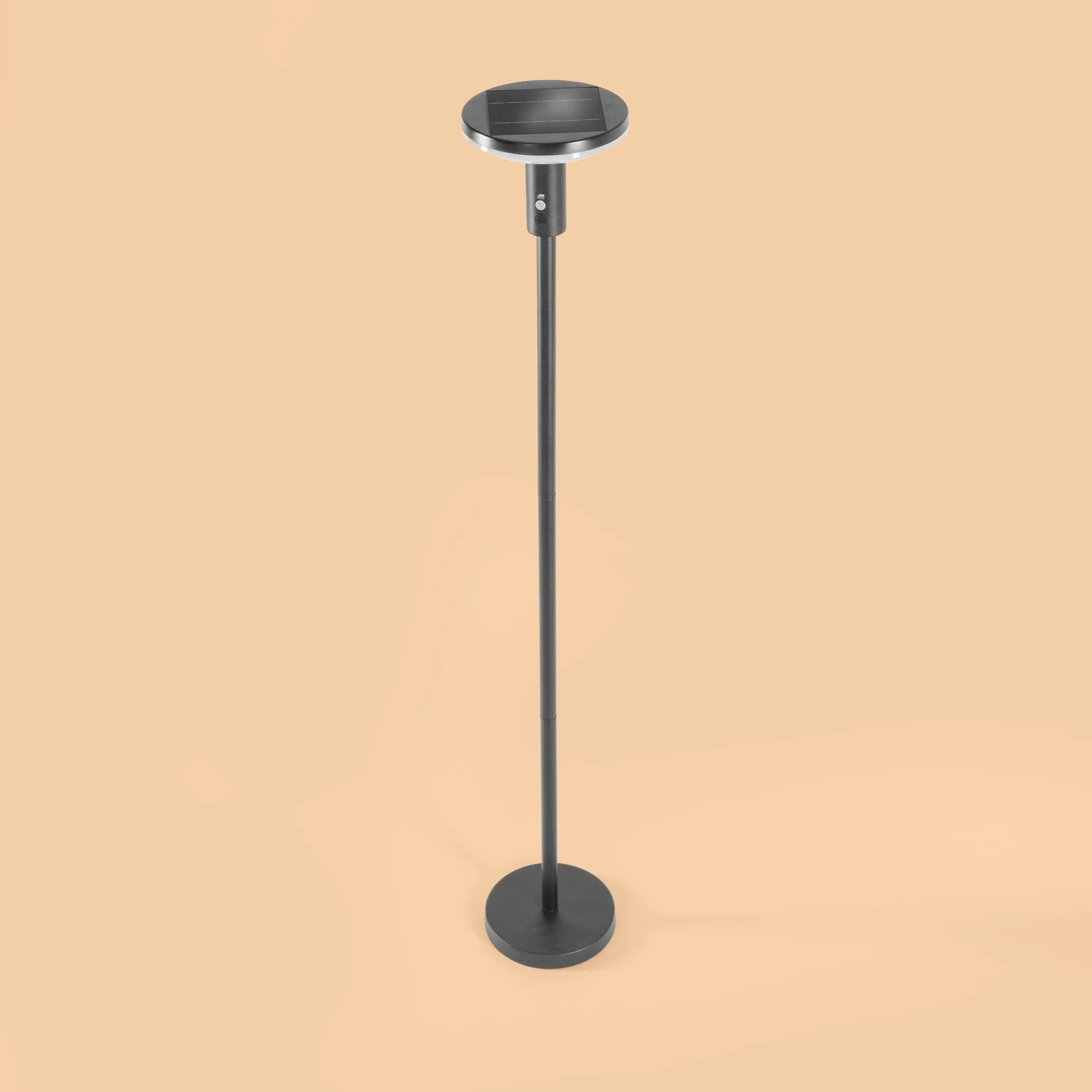 Vielseitige Solar Stehlampe Talino 140 cm, dimmbar
