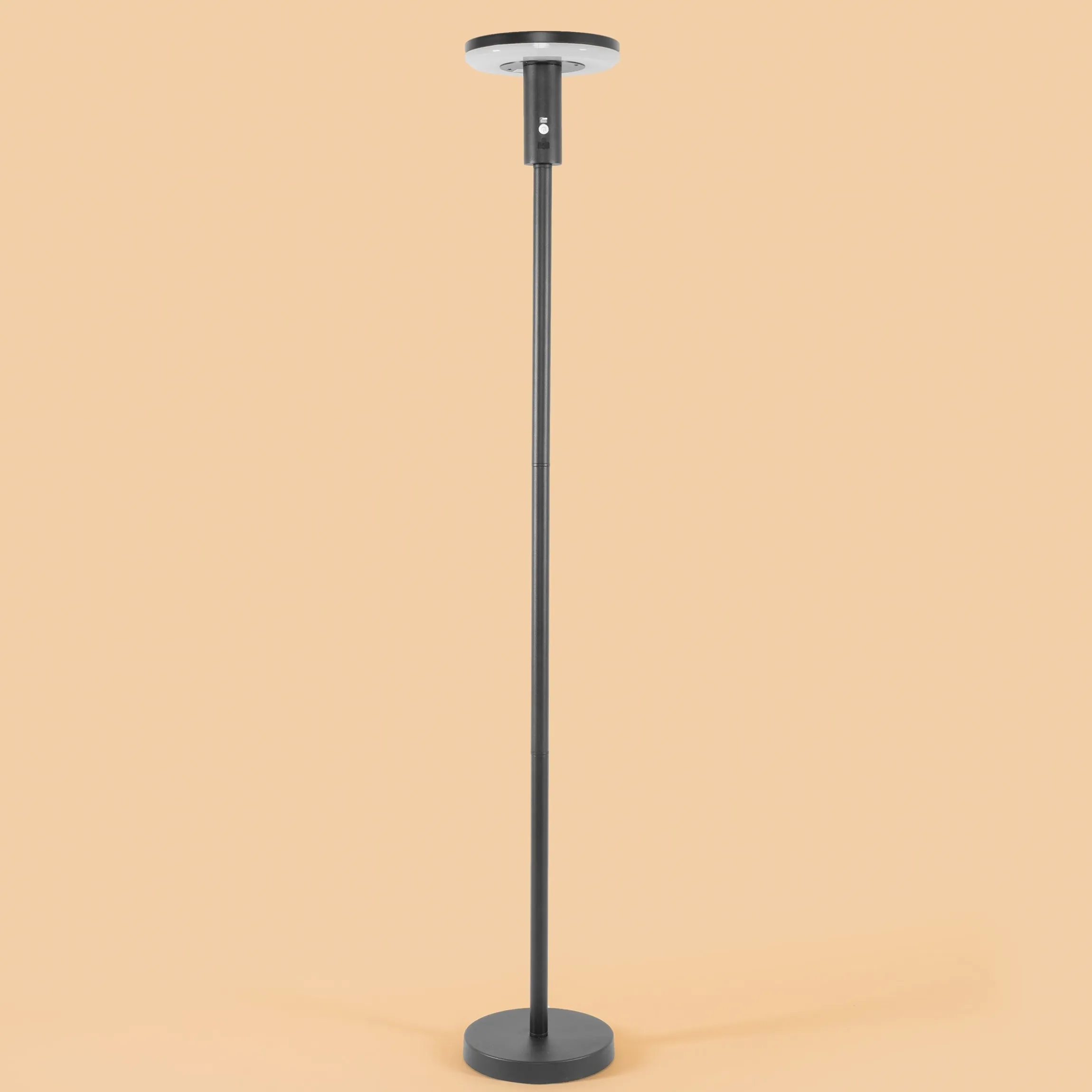 Vielseitige Solar Stehlampe Talino 140 cm, dimmbar