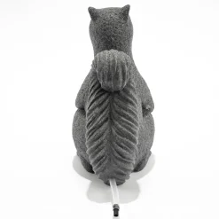 Wasserspeier-Figur sitzendes Eichhörnchen Puschel