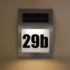 Zeitlose Solar Hausnummer Style DuoColor aus Edelstahl